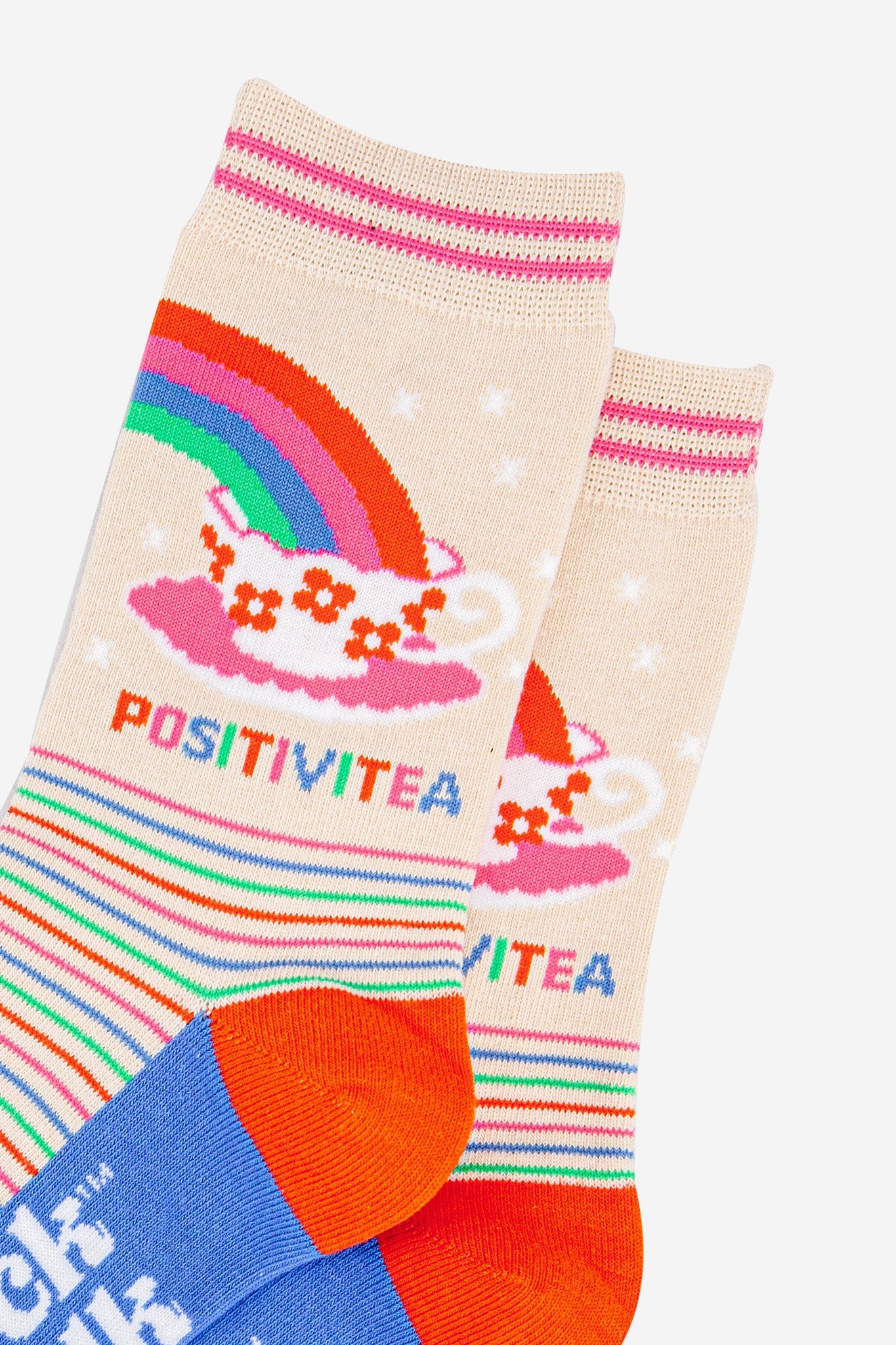 womens-combed-cotton-ankle-socks-cream-positivitea-close-up