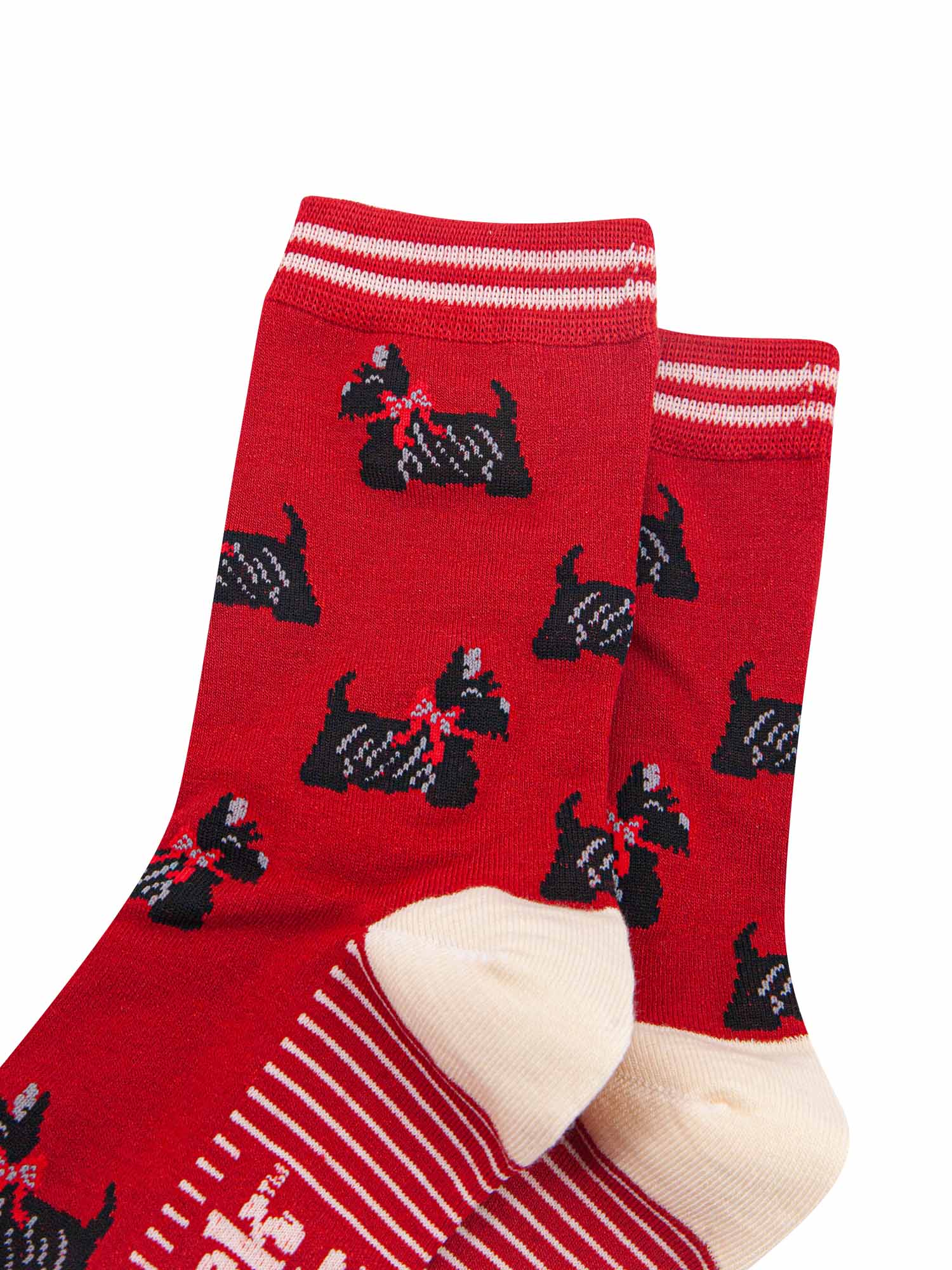womens-bamboo-socks-red-cream-scottish-terriers-close-up