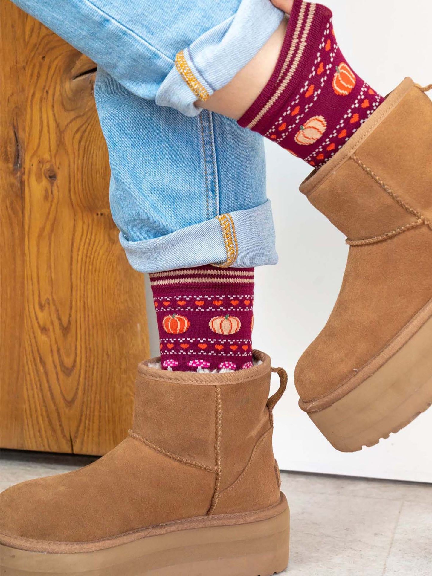 pumpkin-fair-isle-print-bamboo-socks-berry