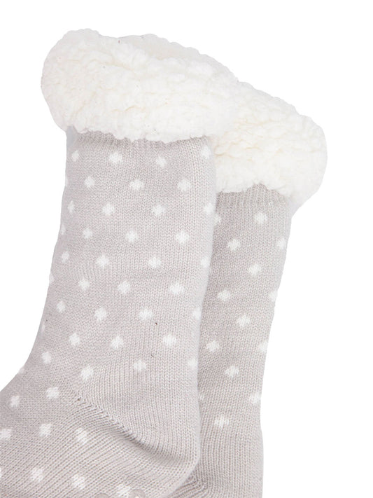 womens-long-slipper-socks-light-grey-spot-close-up-fleecey-lining
