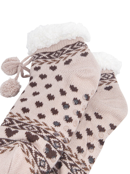 Heart-Short-Slipper-Socks-in-Cream/Brown-Close-Up