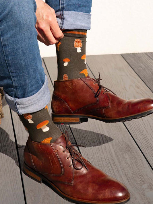 mushroom-print-bamboo-socks-in-khaki