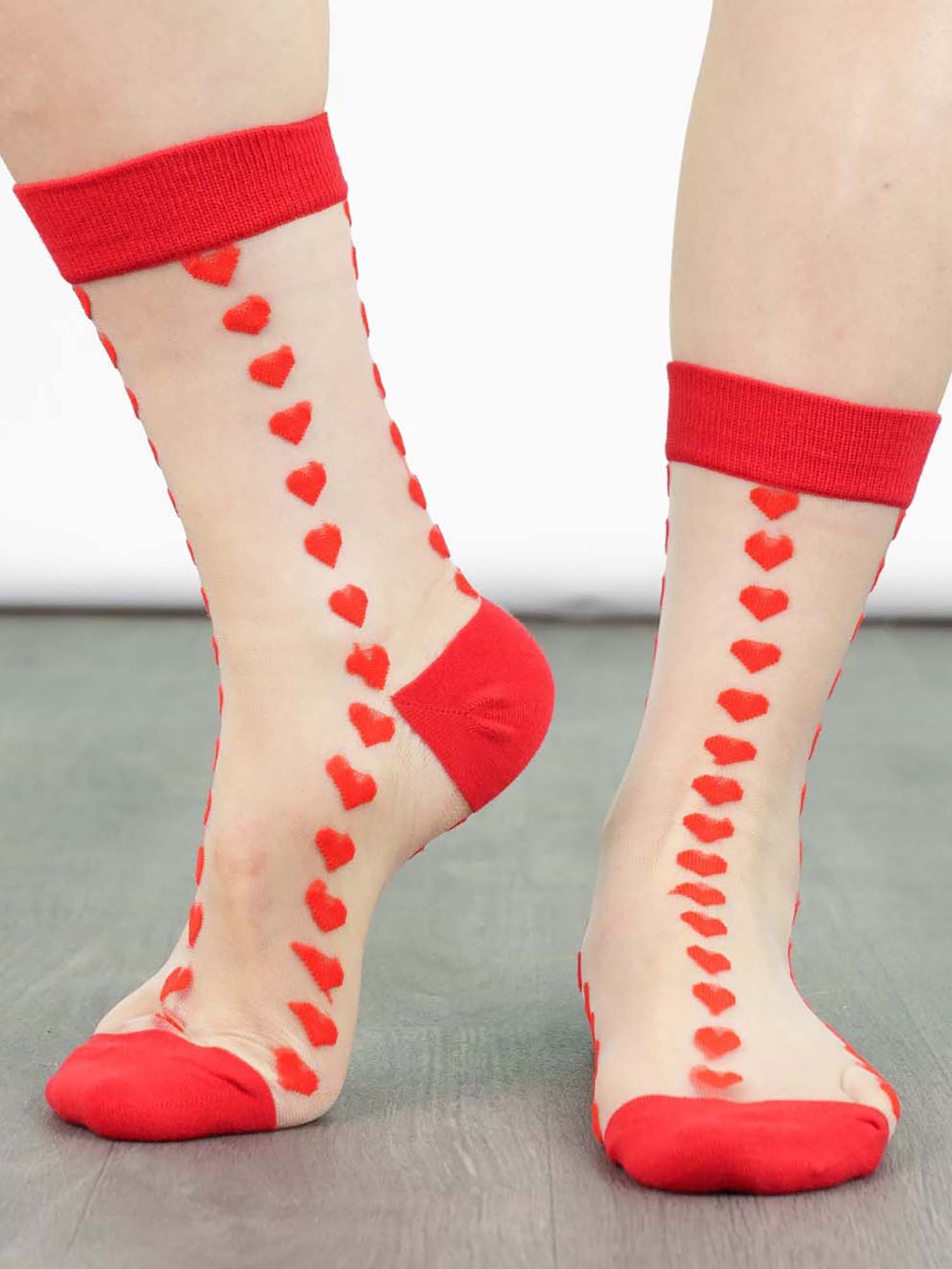 womens-sheer-ankle-socks-red-heart-popsocks