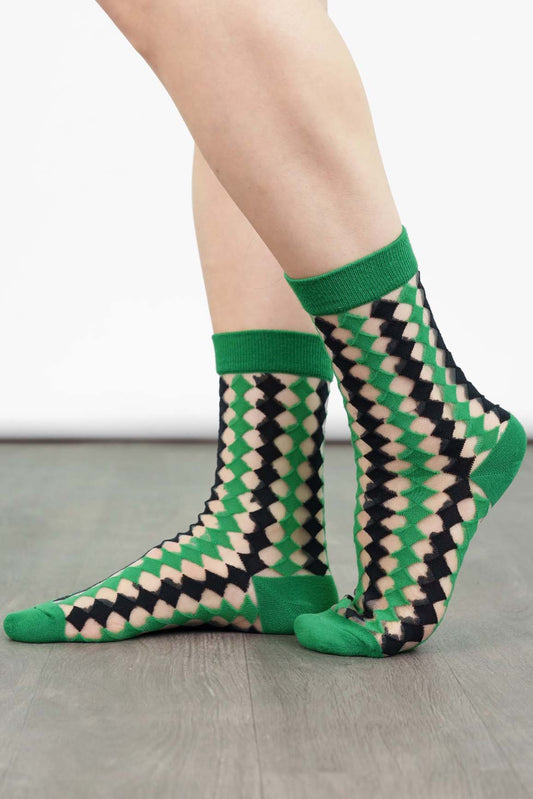 womens-sheer-ankle-socks-green-black-diamond-pattern