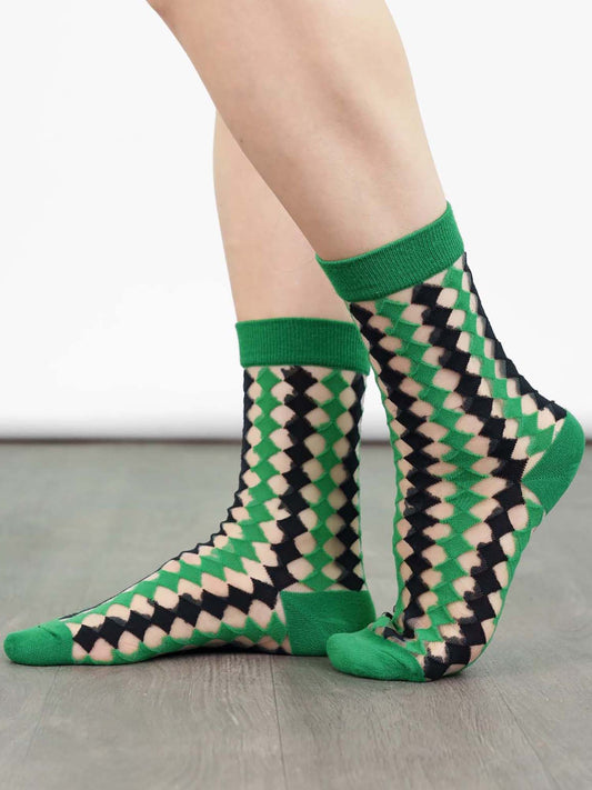 womens-sheer-ankle-socks-green-black-diamond-pattern