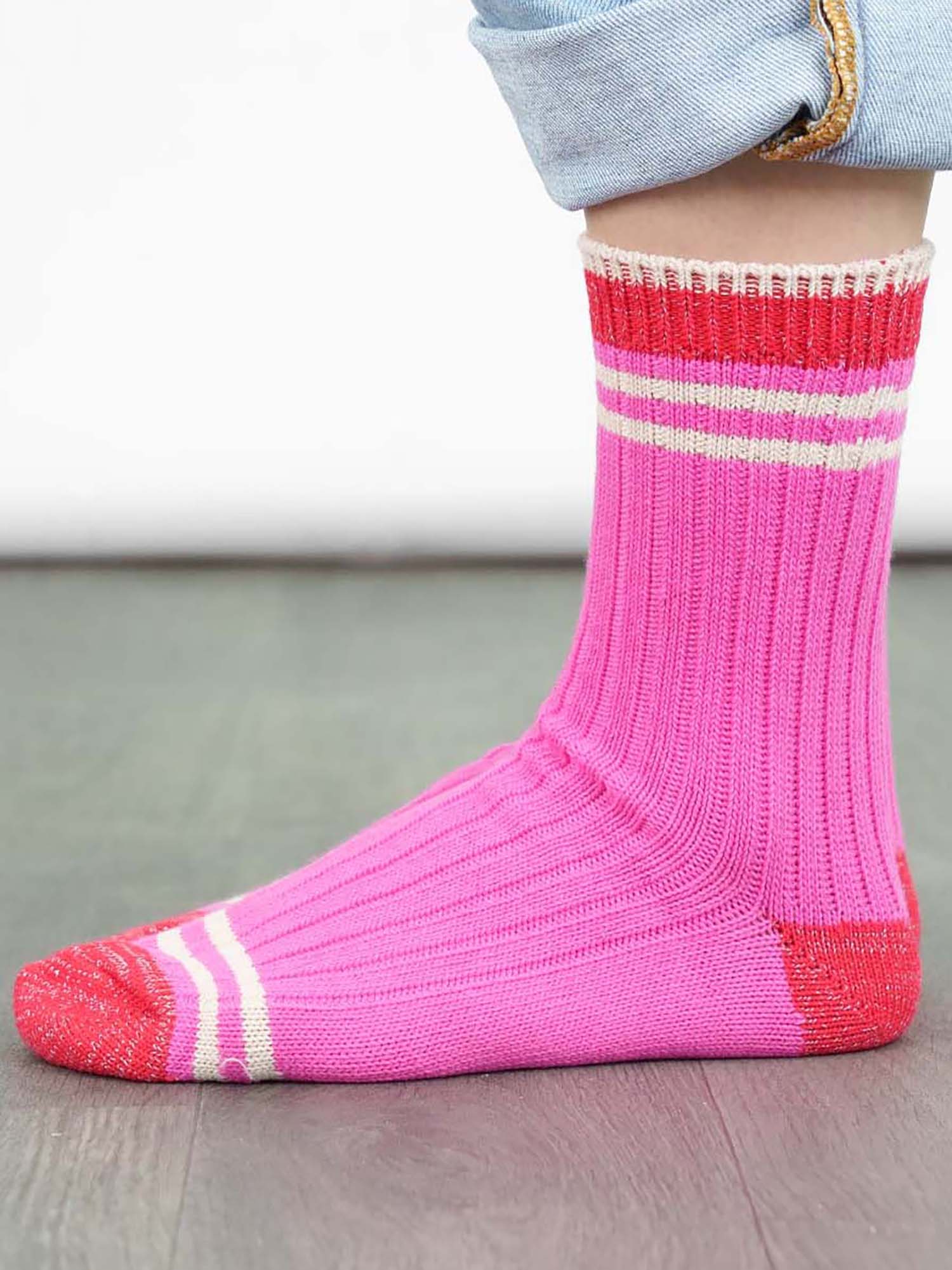 mid-calf-socks-in-pink-and-red