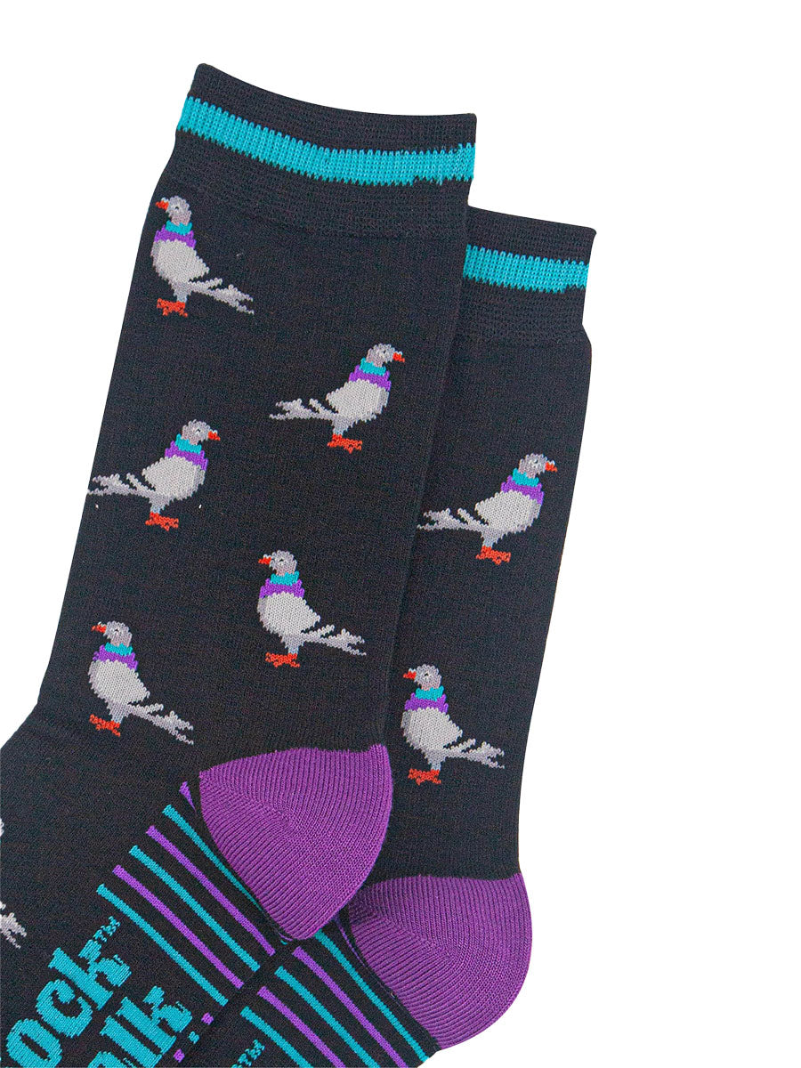mens-bamboo-socks-black-purple-pigeon-close-up