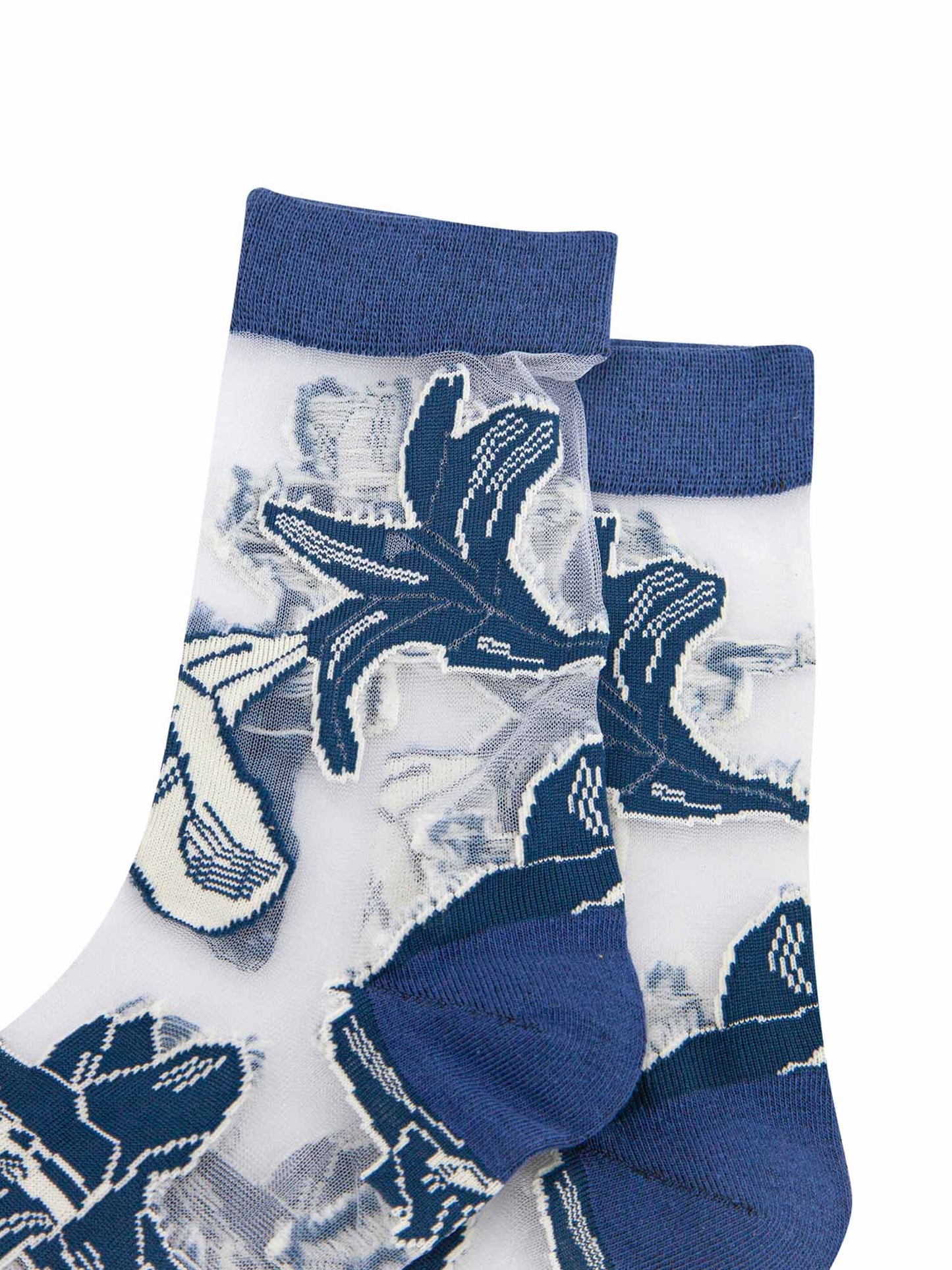 womens-sheer-ankle-socks-navy-blue-floral-close-up