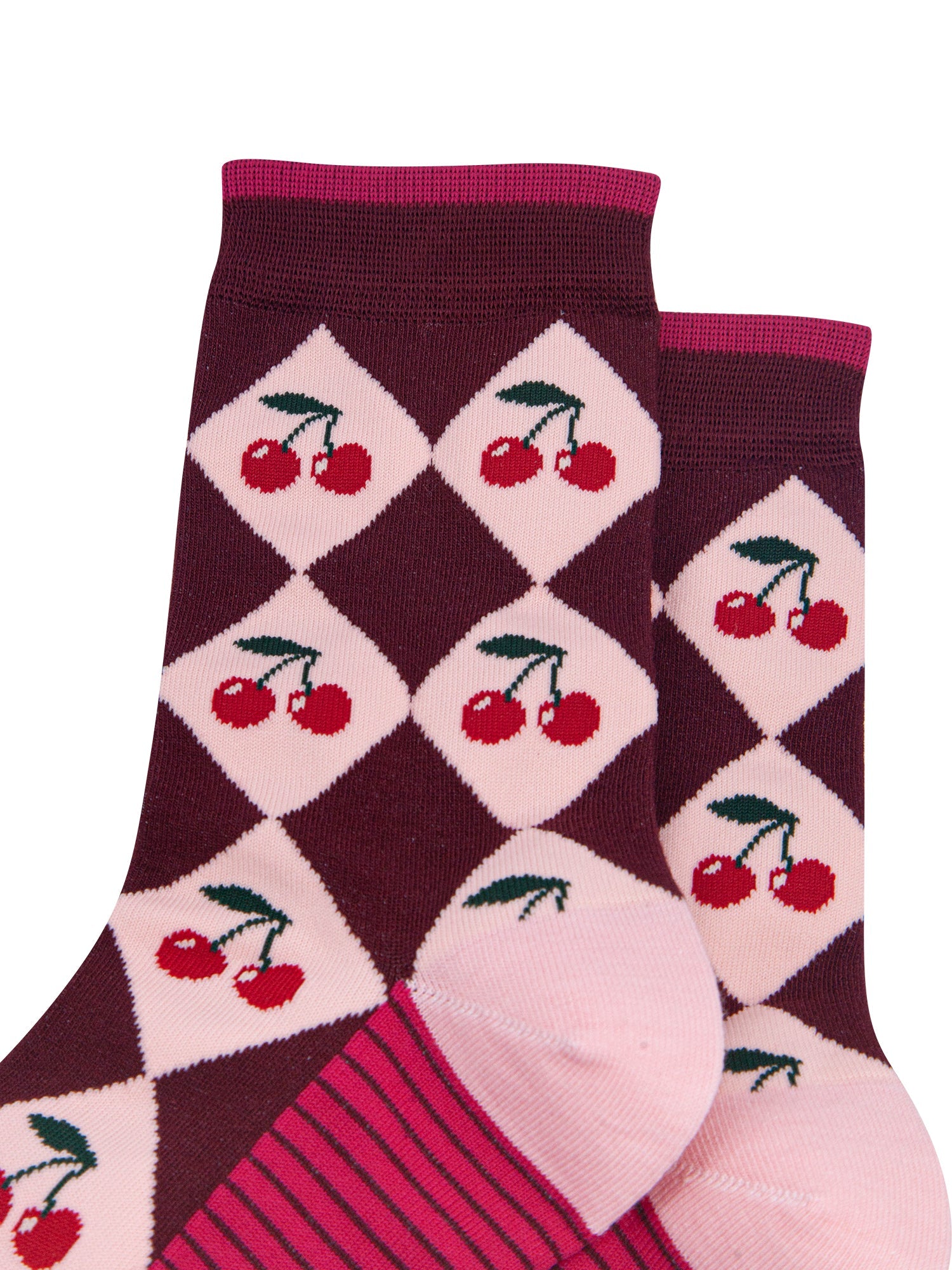 Cherry-Argyle-Women's-Bamboo-Socks-in-Burgundy/Pink-Close-Up