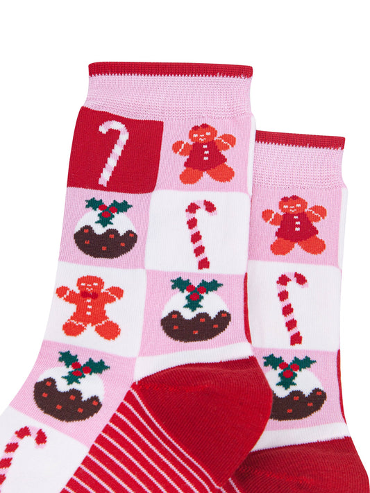 Christmas-Treat-Squares-Women's-Bamboo-Socks-in-Pink/Red-Close-Up