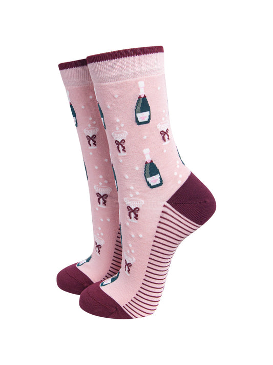 Champagne-Women's-Bamboo-Socks-in-Soft-Pink-On-Mannequin