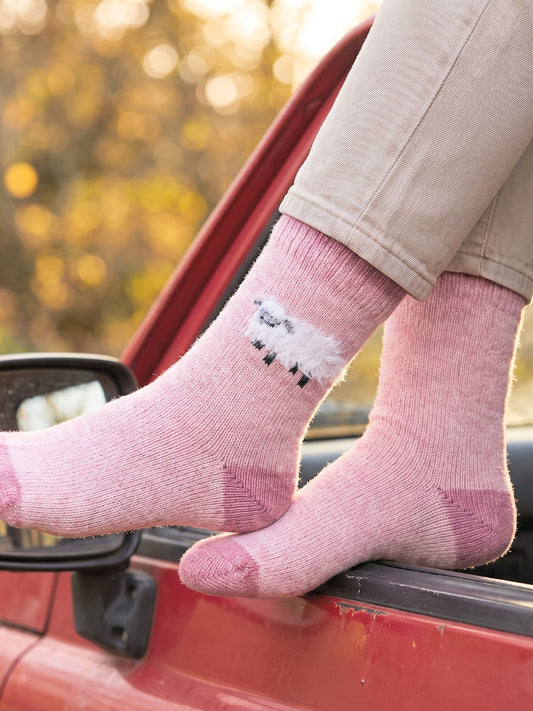 Sheep-Wool-Fluffy-Element-Socks-in-Pink