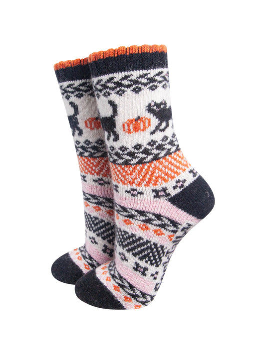 Black-Cat-&-Pumpkin-Patterned-Wool-Socks-in-Cream-On-Mannequin
