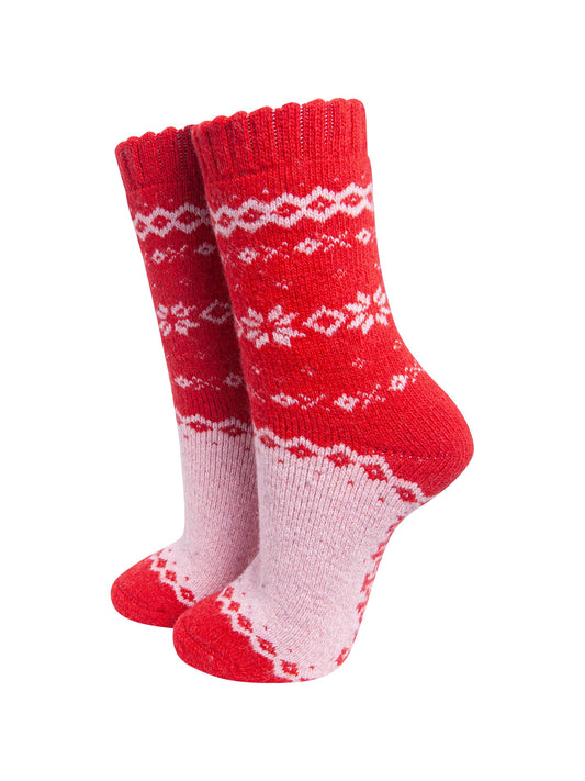 Nordic-Snowflake-Patterned-Wool-Socks-in-Soft-Pink/Red-On-Mannequin
