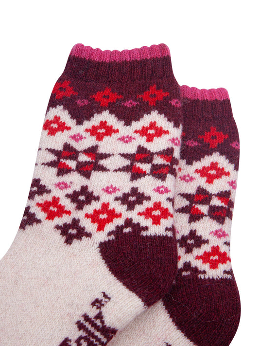 Star-Patterned-Wool-Socks-in-Cream/Burgundy-Close-Up