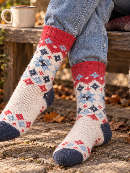 Star-Patterned-Wool-Socks-in-Cream/Red/Sky-Blue