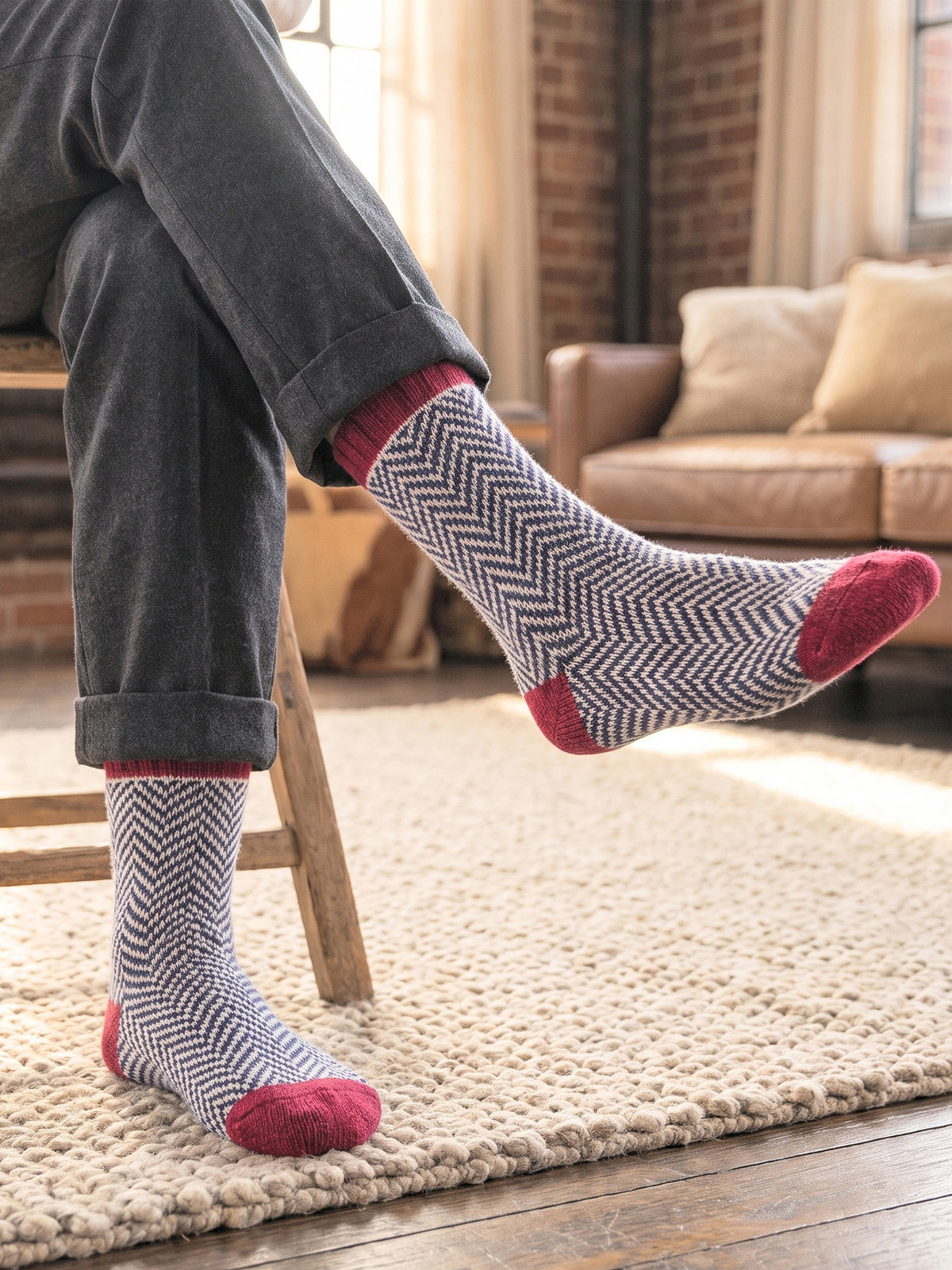 Stag-Patterned-Wool-Socks-in-Navy-Blue/Red