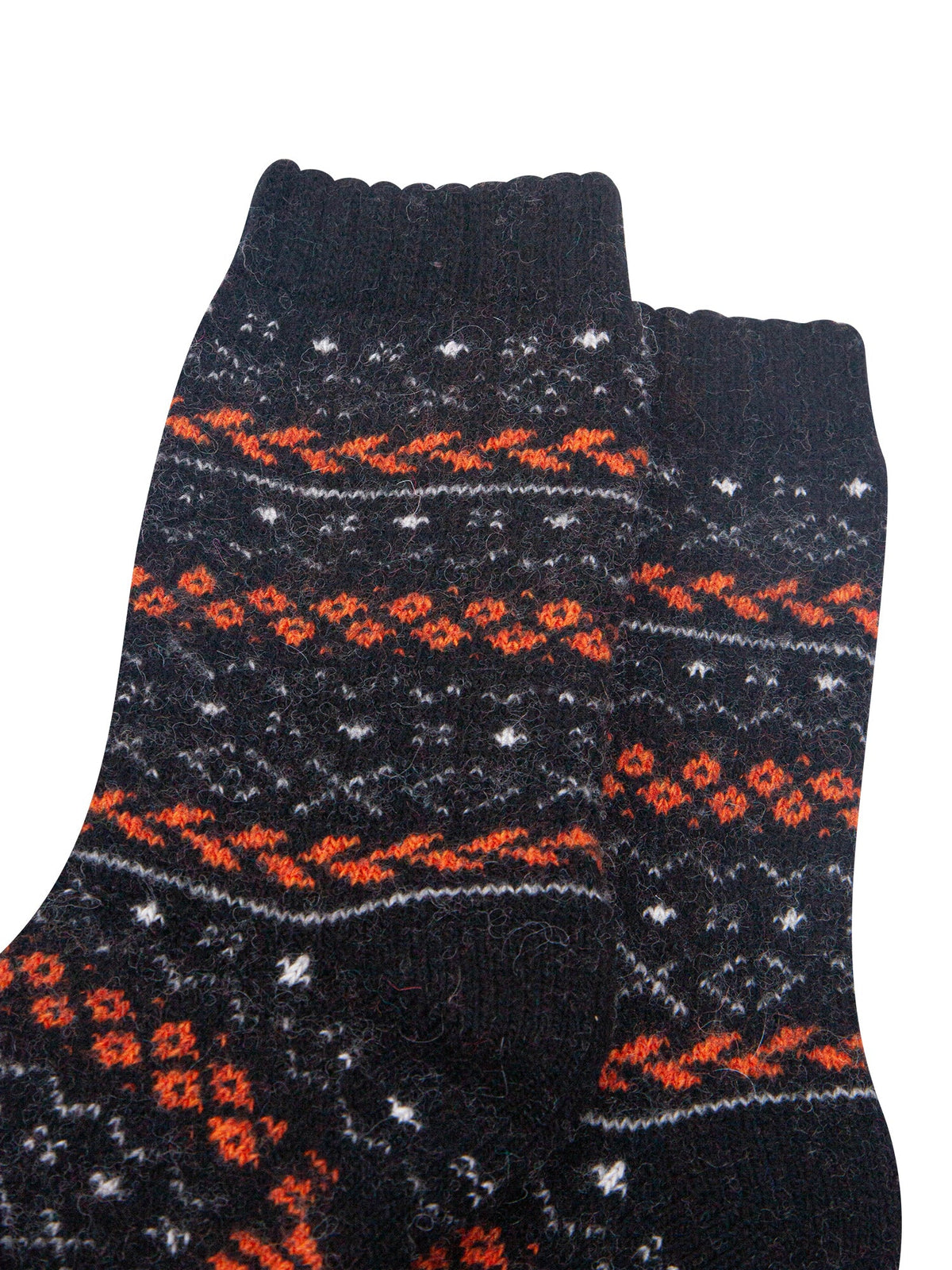 Fair-Isle-Patterned-Wool-Socks-in-Black/Orange-Close-Up