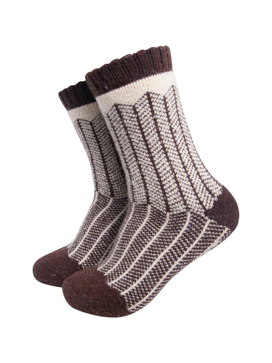 Herringbone-Patterned-Wool-Socks-in-Brown/Oat-On-Mannequin