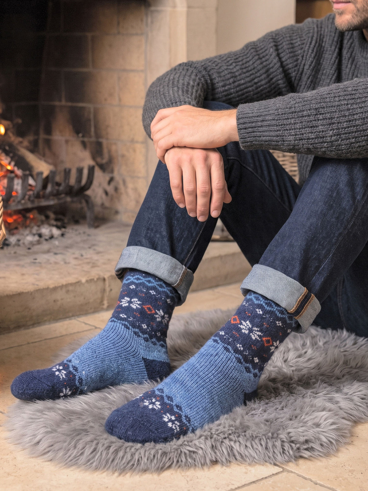 Nordic-Snowflake-Patterned-Wool-Socks-in-Denim/Navy-Blue