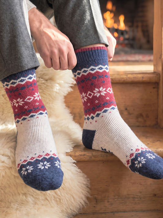 Nordic-Snowflake-Patterned-Wool-Socks-in-Navy-Blue/Red