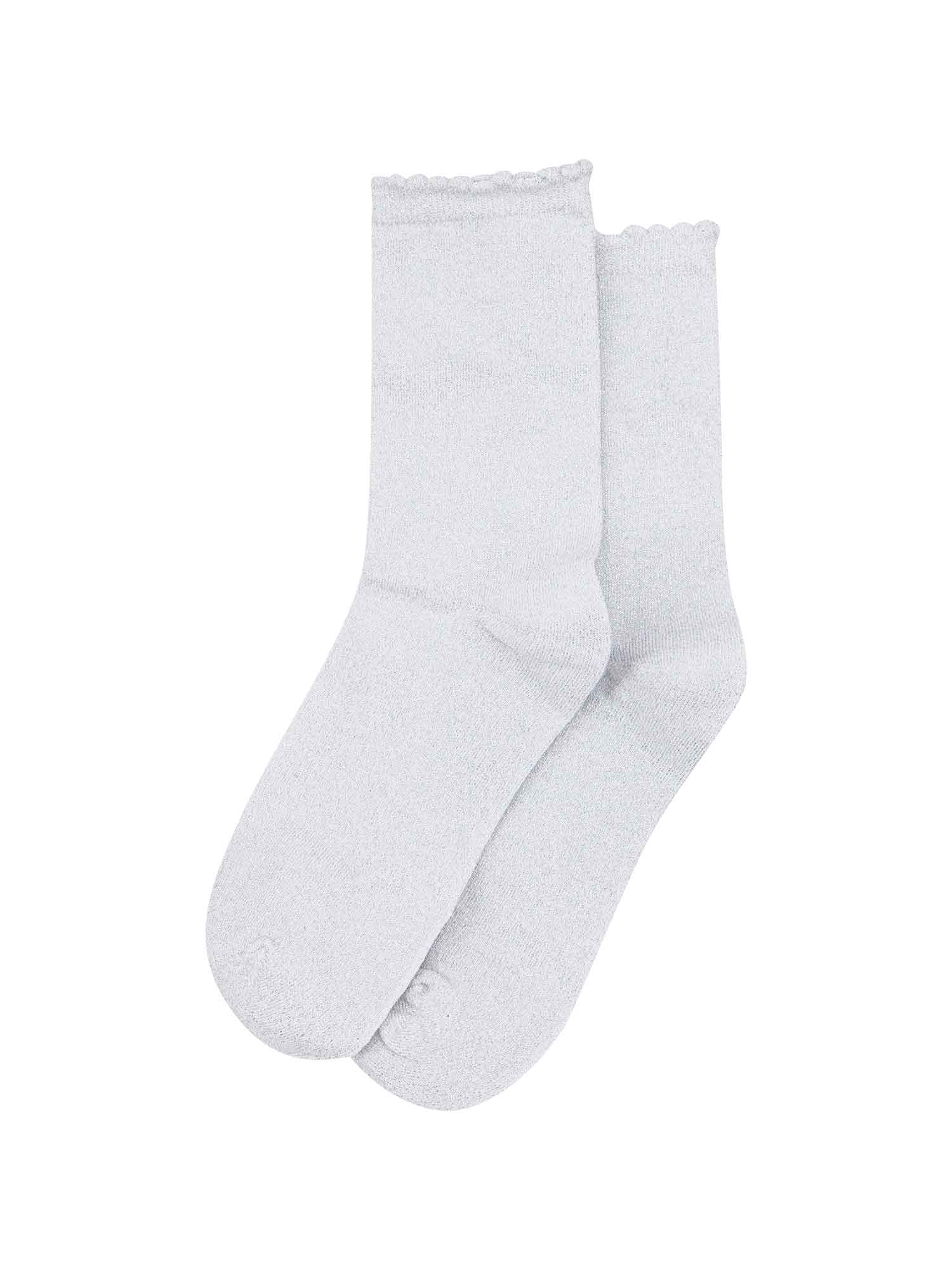 white sparkly glitter ankle socks with scalloped cuffs

