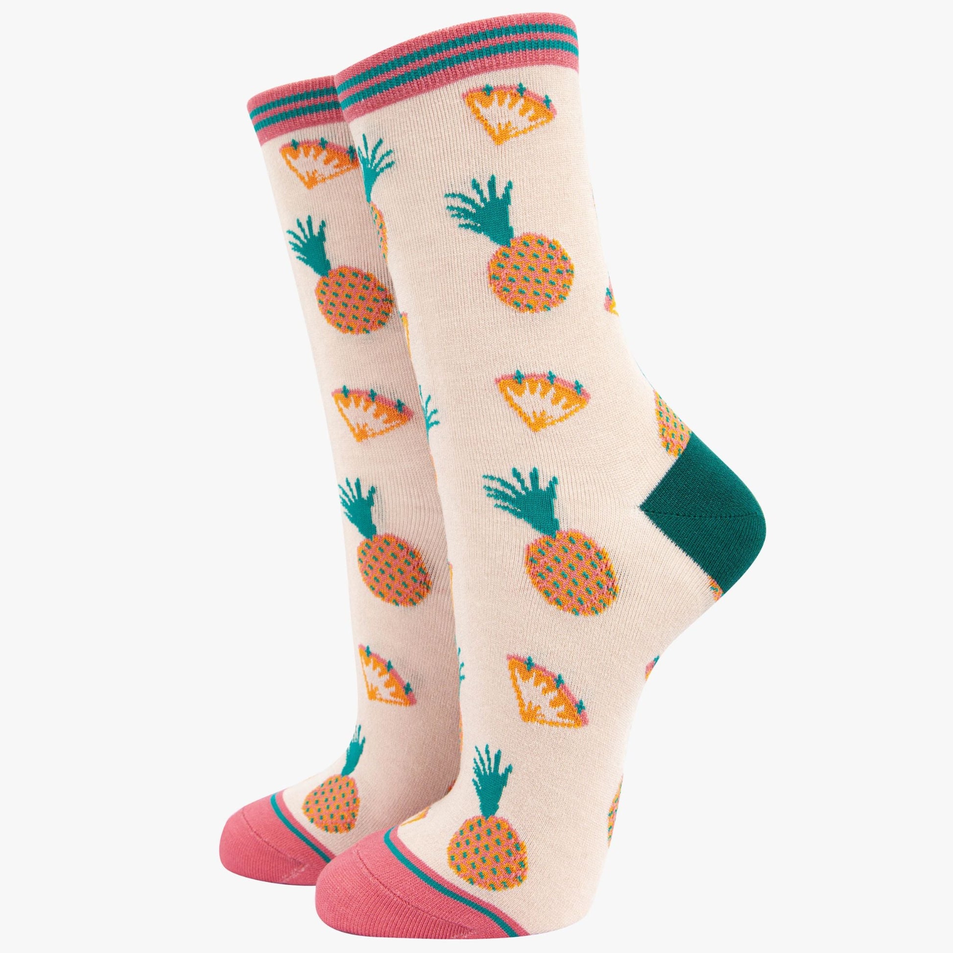 womens-socks-gift-box-cream-fruit-bamboo-pineapples