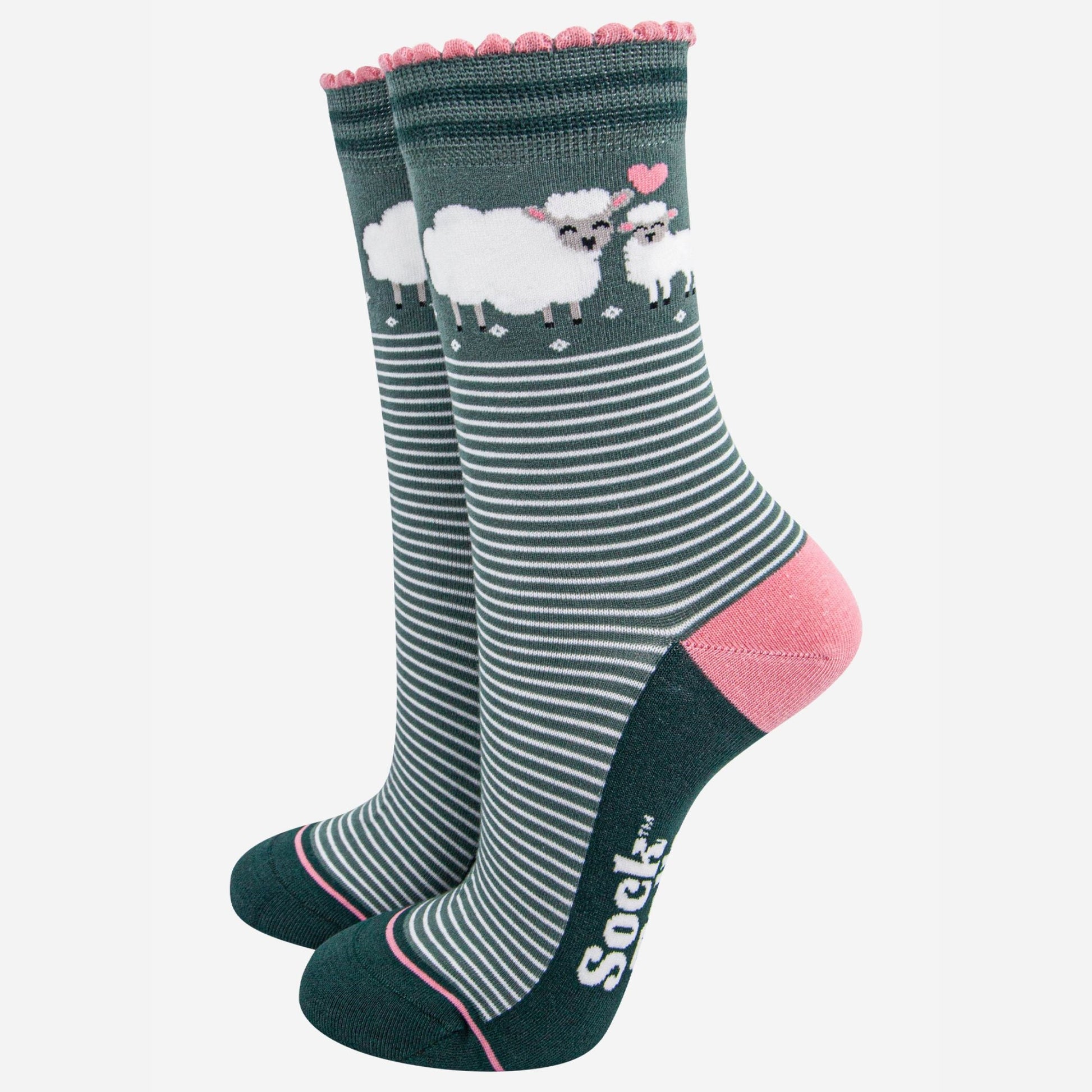 womens-socks-gift-box-pink-farm-animals-sheep-cows-green-stripe