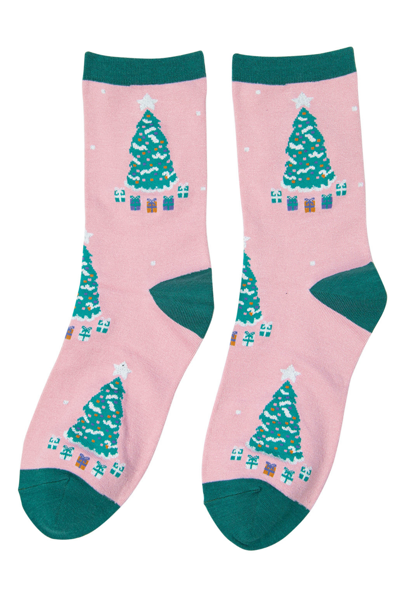 pink and green christmas tree pattern ankle socks