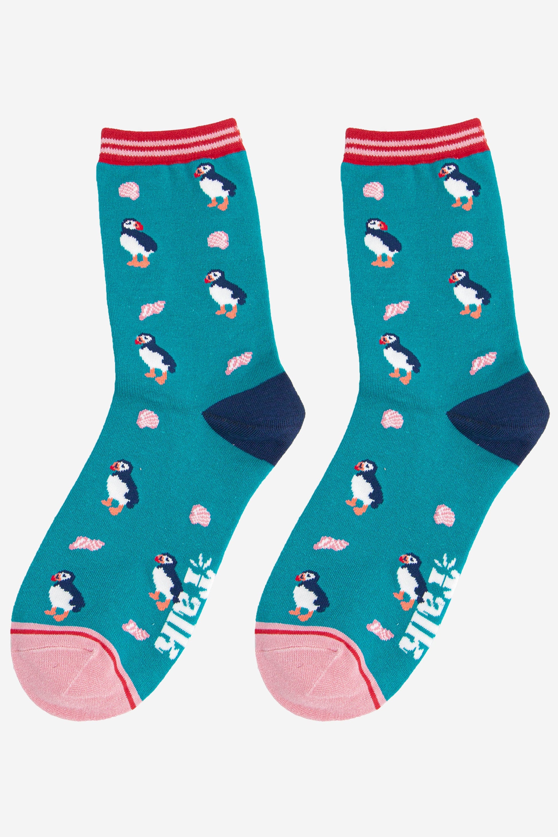 turquoise and pink bamboo ankle socks featuring puffins and seashells