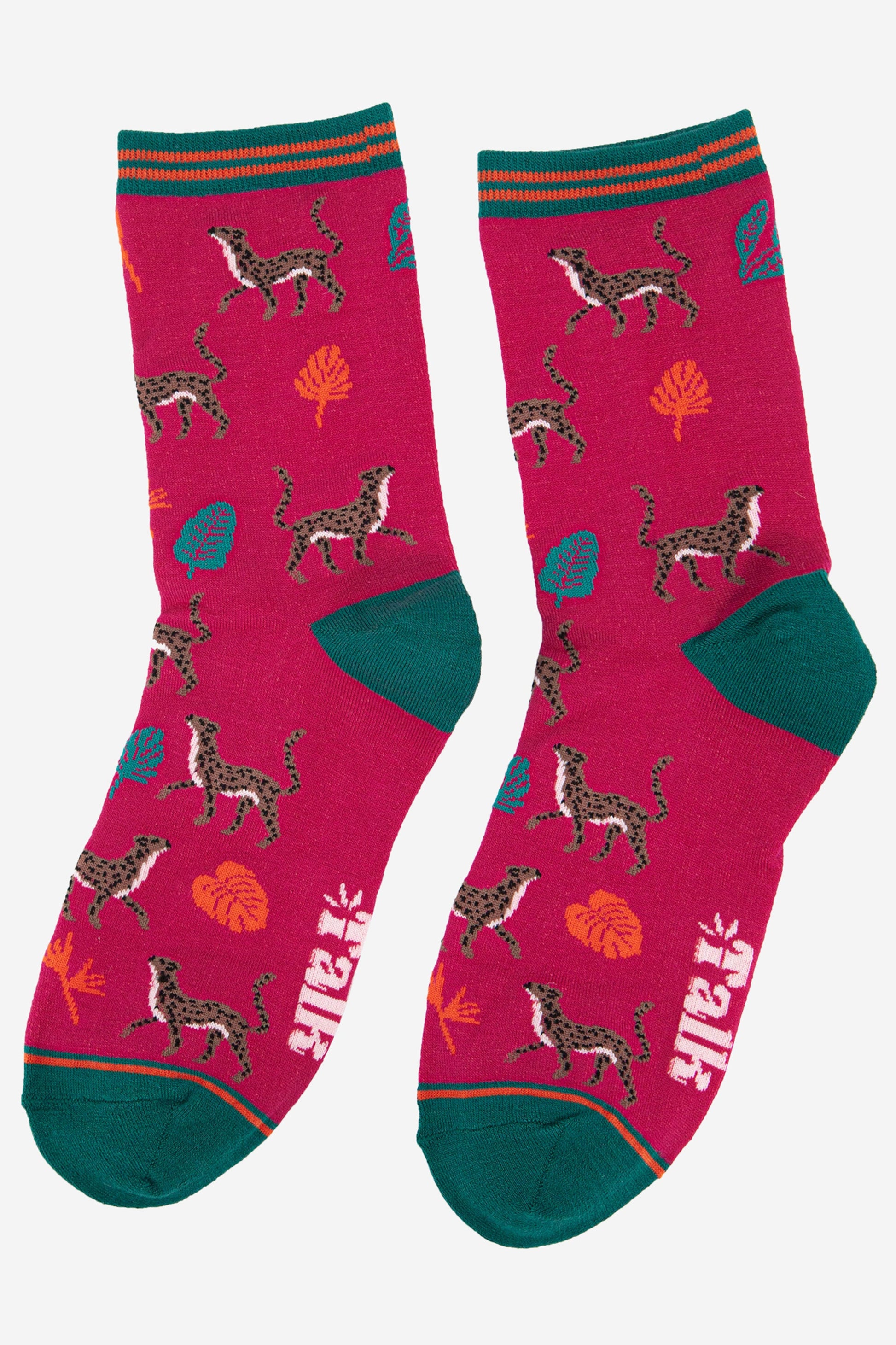 womens pink cheetah and leaf print ankle socks