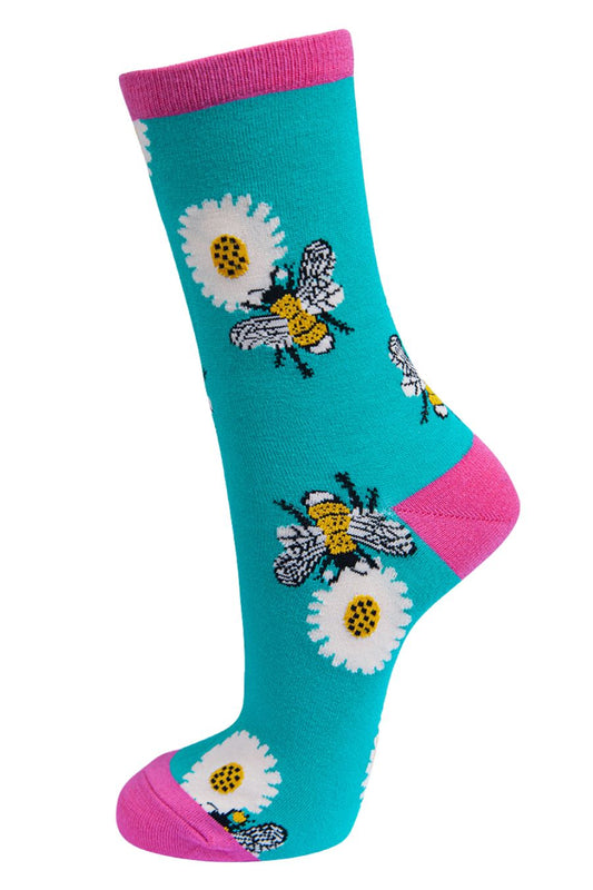 blue, pink ankle socks with large bees and daisy flowers