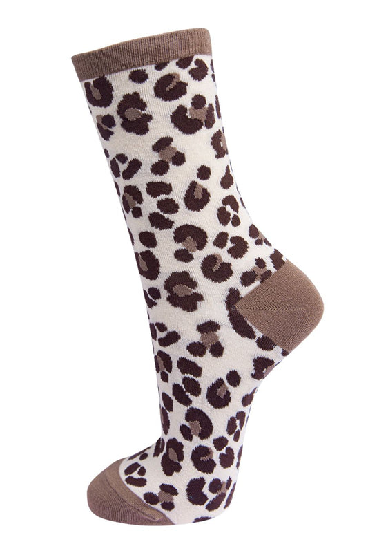 netural leopard print bamboo ankle socks, beige , brown