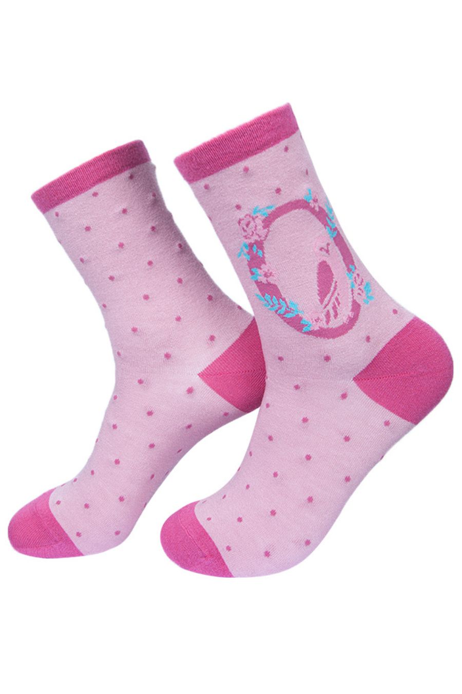 pink ankle socks with the letter O and an owl